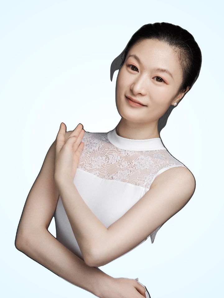 李妍